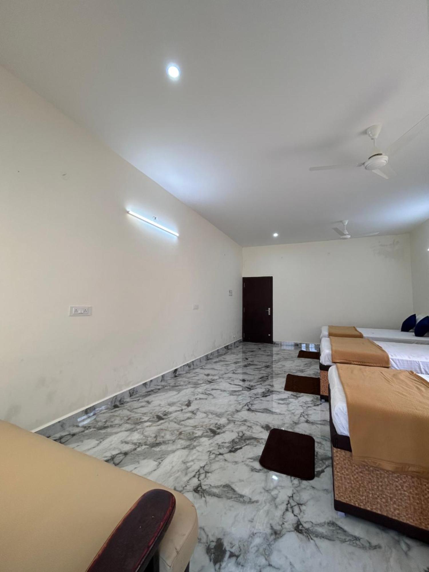 Dss Home Stay Just 500 Meter Girivalam Road Tiruvannāmalai Exteriör bild