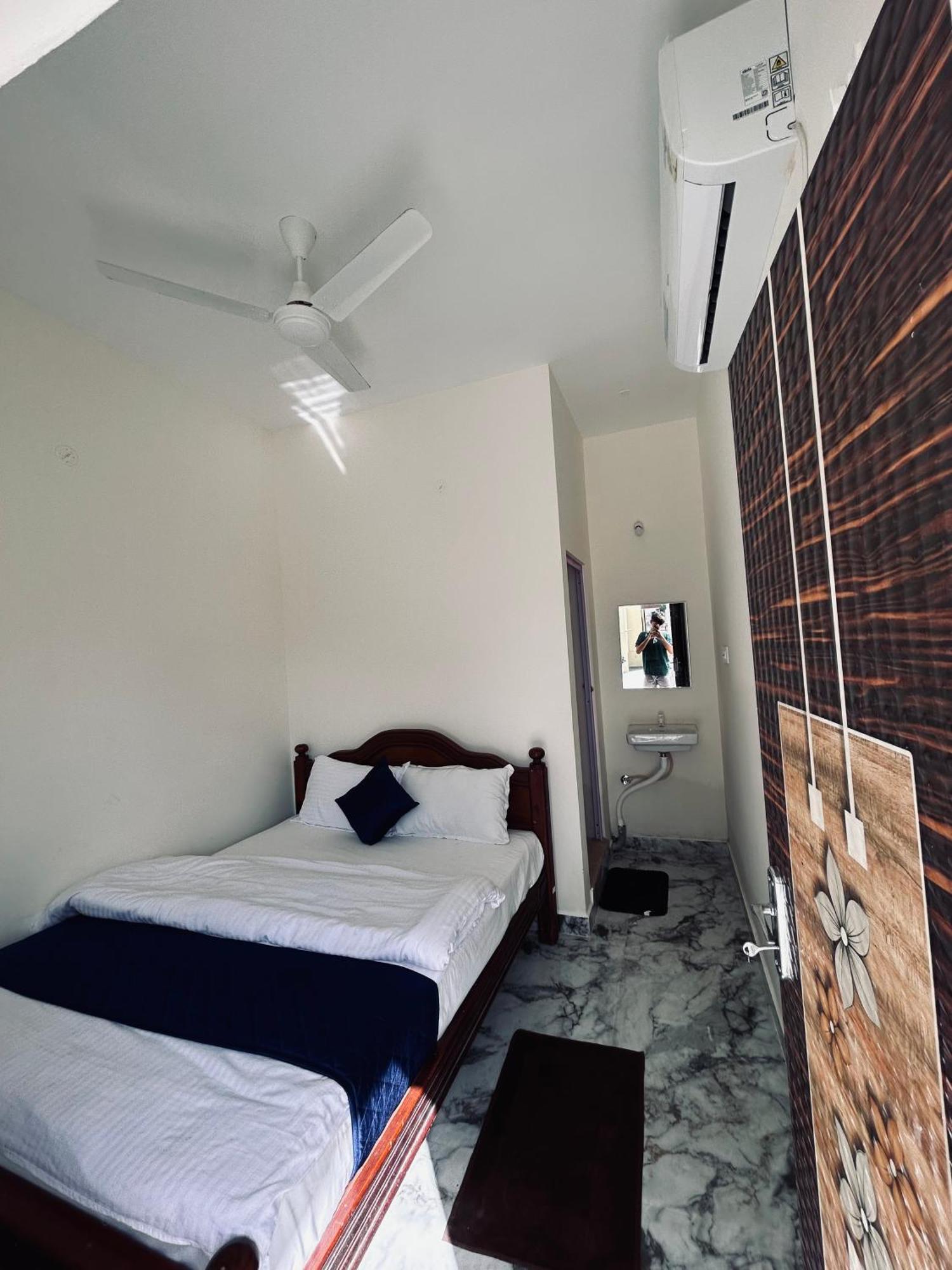 Dss Home Stay Just 500 Meter Girivalam Road Tiruvannāmalai Exteriör bild